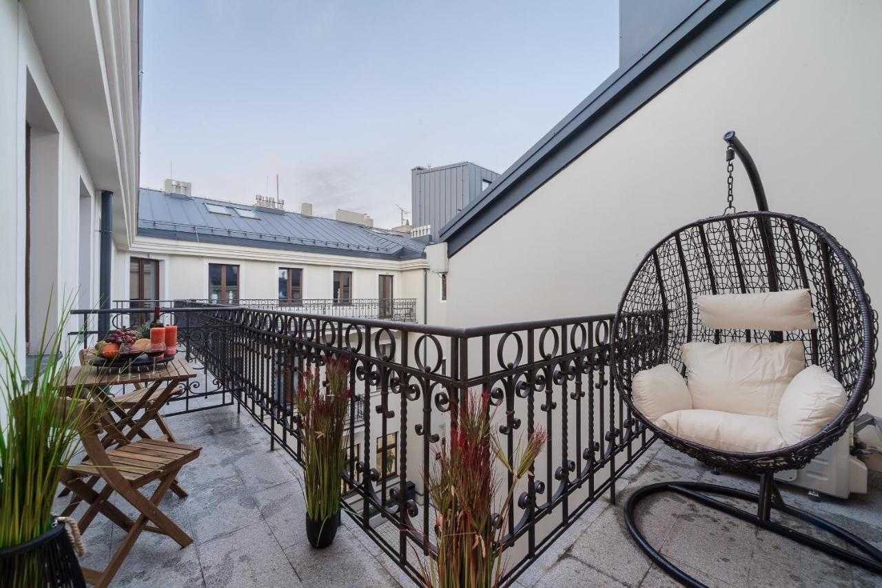 Lumina 2-Level Apartment With Balcony 우치 외부 사진